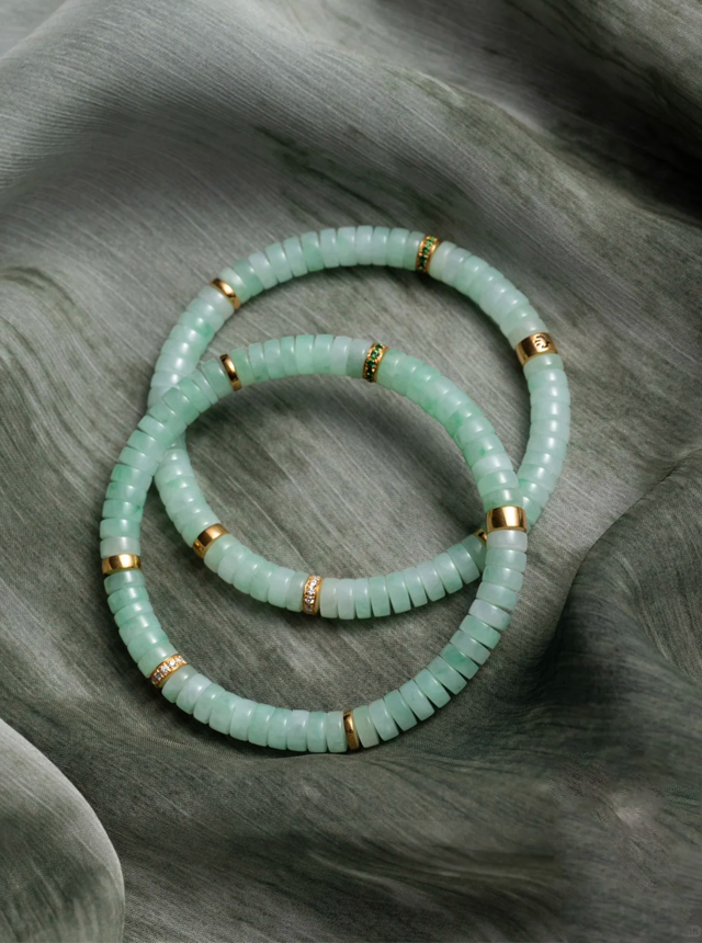 Jadeite and Gold Diamond Bracelet