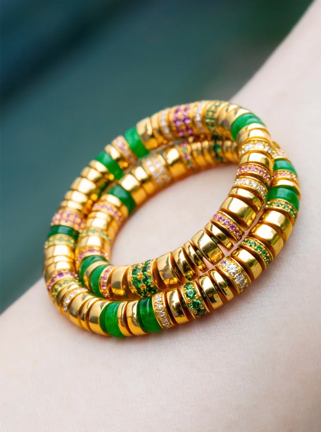 Jadeite, Gold, and Diamond Bracelet
