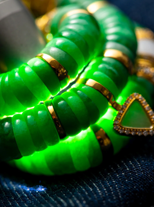 jadeite large intestine gold diamond bracelet
