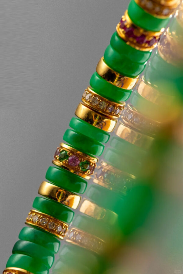 Jadeite and Gold Diamond Bracelet - 图片 4