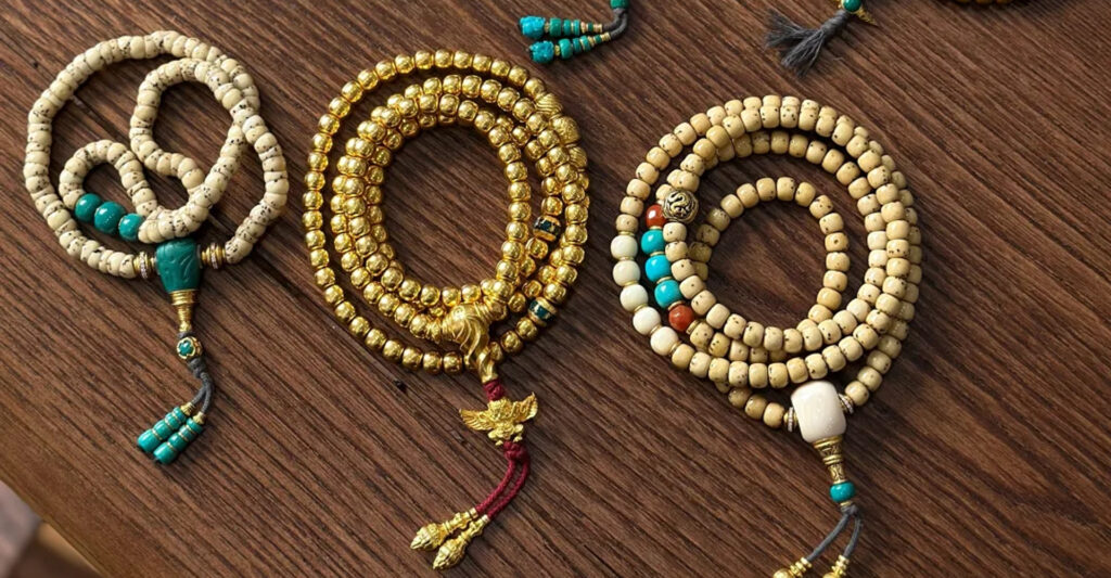 beaded bracelet