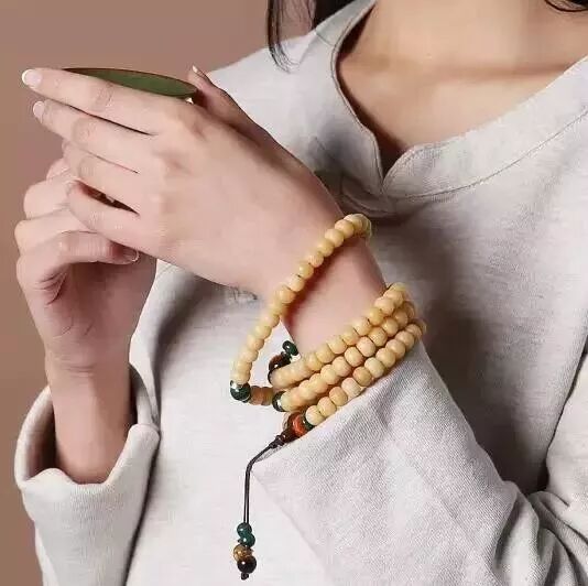 beaded bracelet