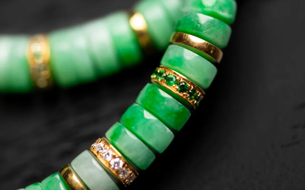 Ice-type jadeite bracelet