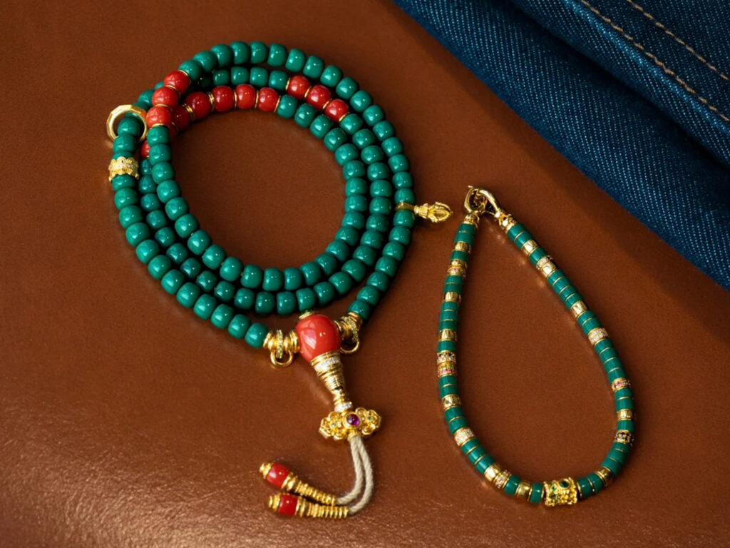 Turquoise and Gold Diamond Bracelet