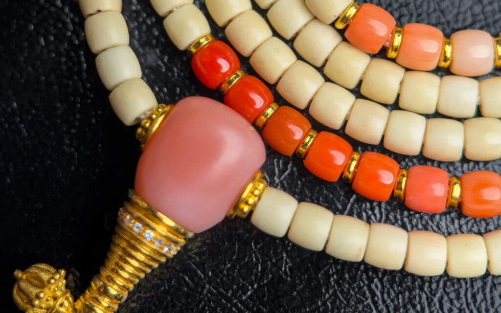 The Symbolism, Benefits, and Types of Bodhi Bead Bracelets Bodhi Bead Bracelet