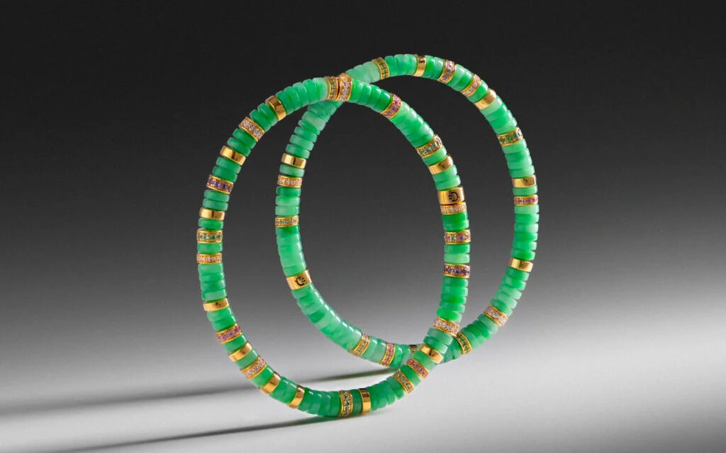 With so many beautiful jadeite bracelets available, can you wear them on both wrists? Jadeite bracelet